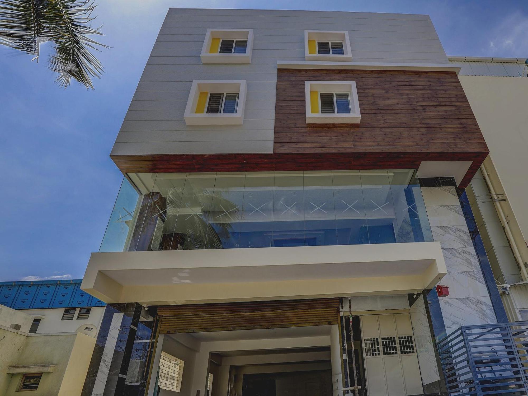 Hotel Oyo Capital O Swayamkrushi Arcade Bangalore